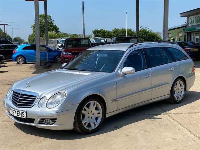 Mercedes E280
