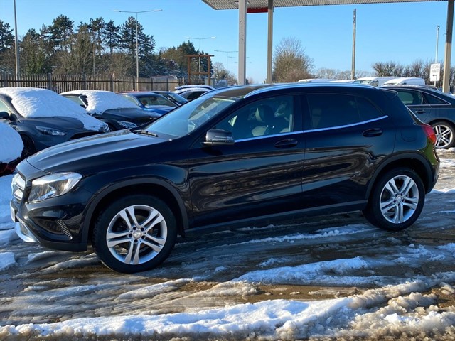 Mercedes GLA200