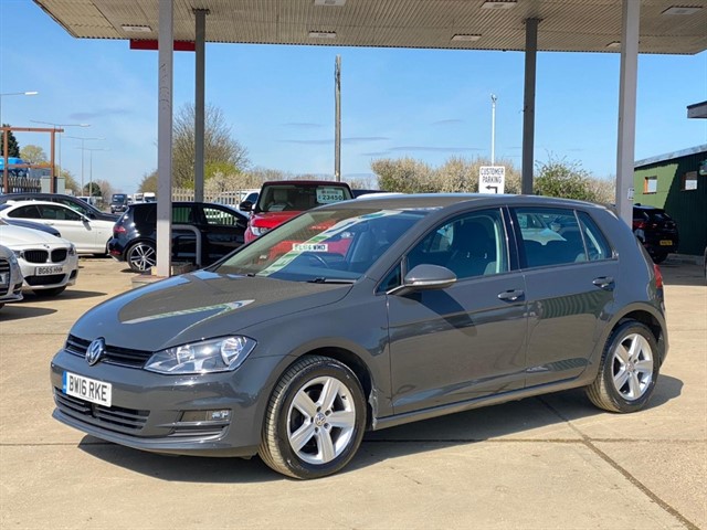 Volkswagen Golf