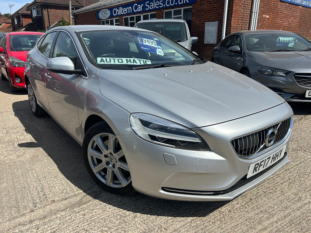 2017 Volvo V40