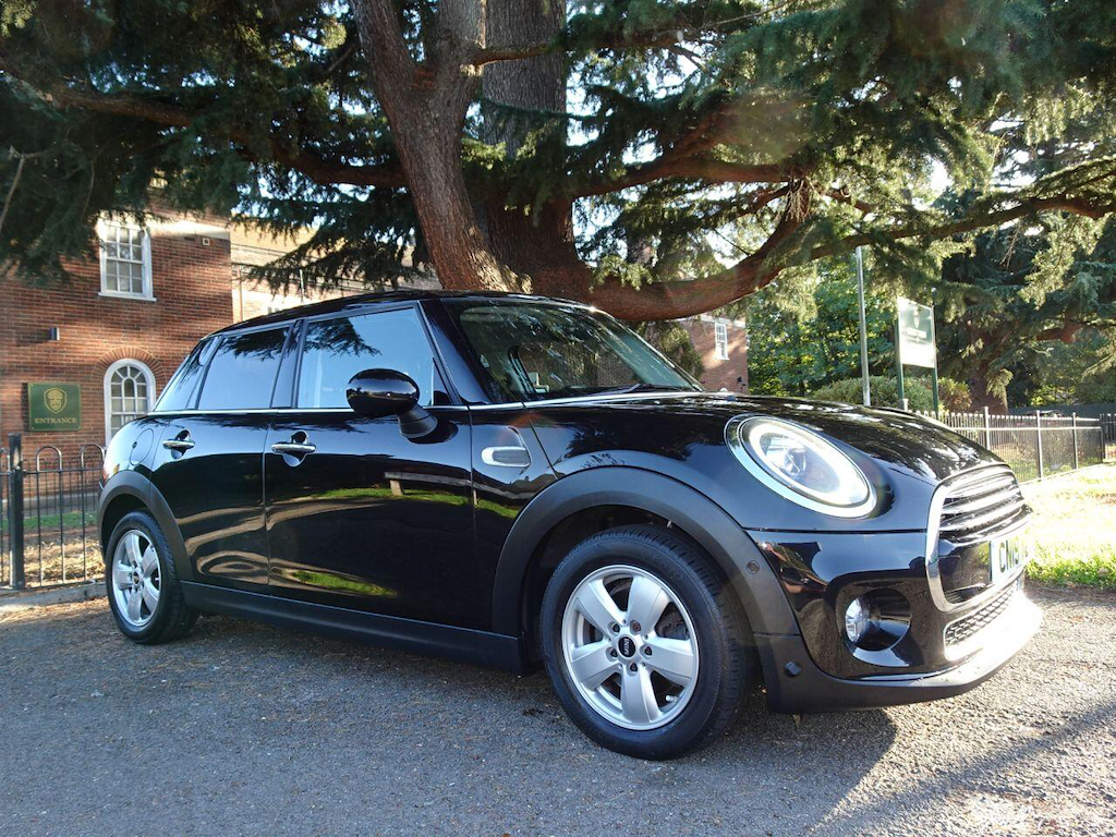 2019 MINI Hatch