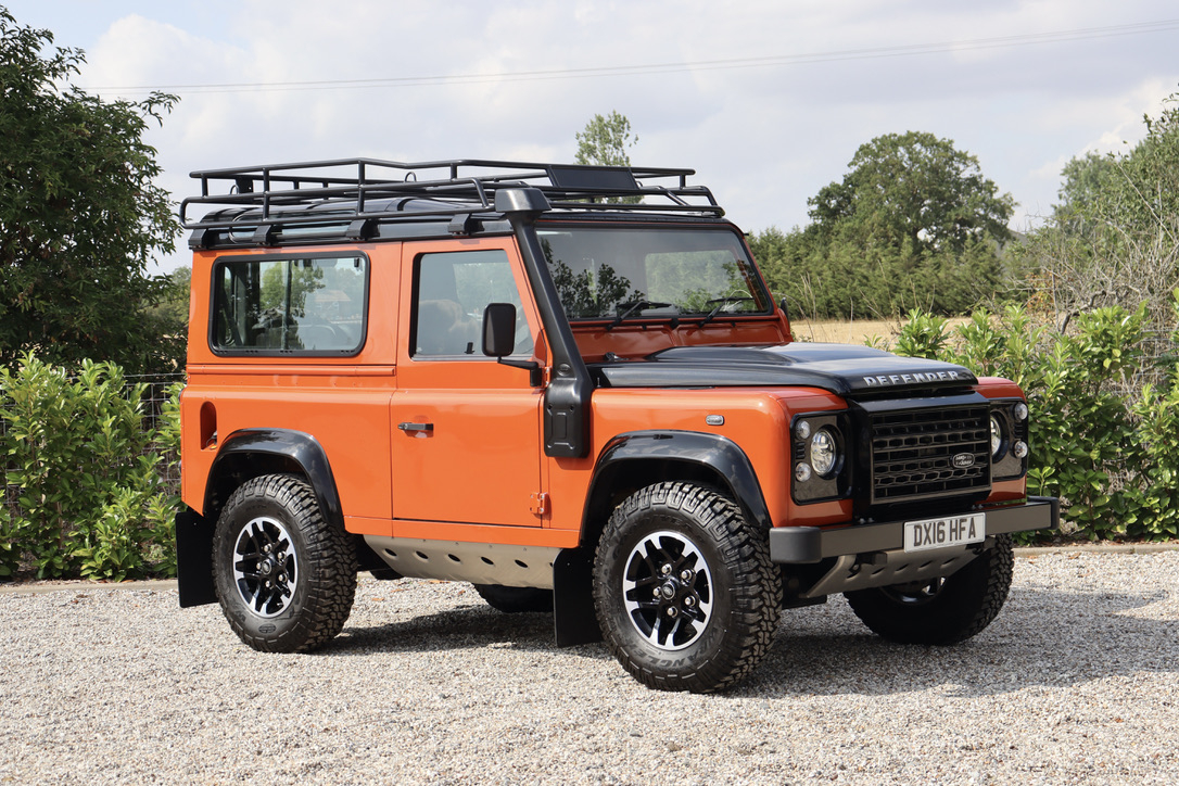 2016 Land Rover Defender 90