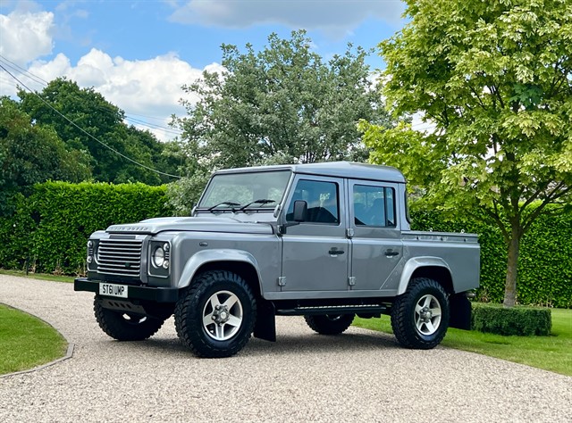 Used Land Rover Range Rover Defender Used Land Rover Defenders for sale in Chelmsford, Essex | T. ELLIOTT ...