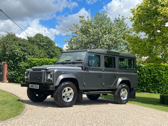 Used Land Rover Range Rover Defender Used Land Rover Defenders for sale in Chelmsford, Essex | T. ELLIOTT ...