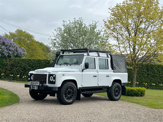 Used Land Rover Range Rover Defender Used Land Rover Defenders for sale in Chelmsford, Essex | T. ELLIOTT ...