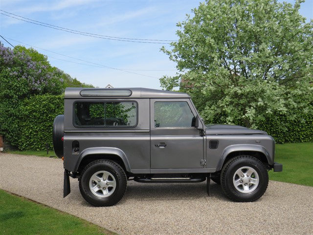 Used Land Rover Defenders in Chelmsford, Essex | T. ELLIOTT LAND ROVERS ...