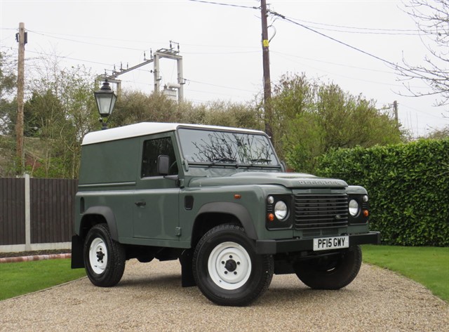 Used Land Rover Defenders in Chelmsford, Essex | T. ELLIOTT LAND ROVERS ...