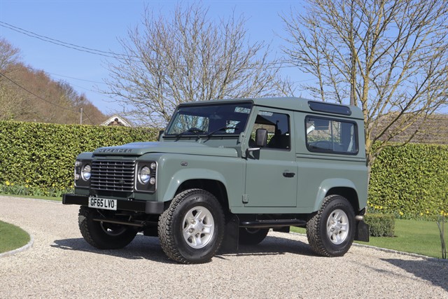Used Land Rover Range Rover Defender Used Land Rover Defenders for sale in Chelmsford, Essex | T. ELLIOTT ...