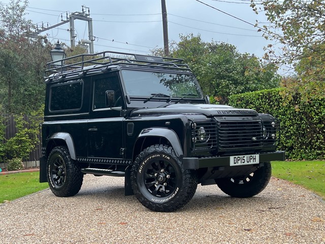 Used Land Rover Defenders in Chelmsford, Essex | T. ELLIOTT LAND ROVERS ...