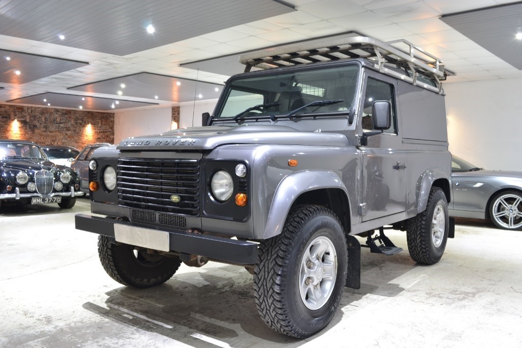 2010 Land Rover Defender 90