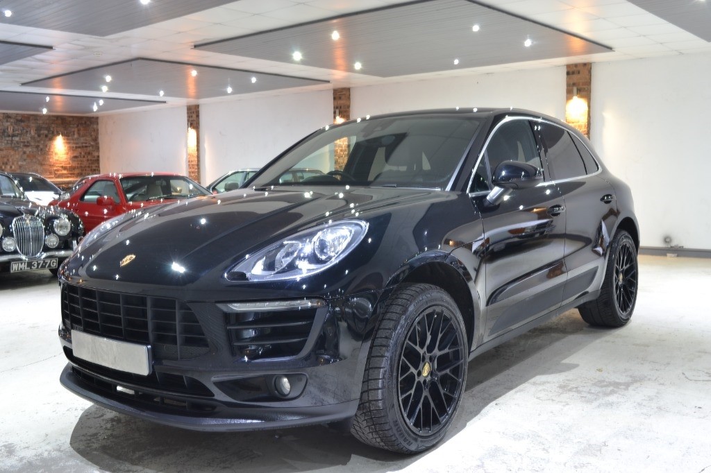 2017 Porsche Macan