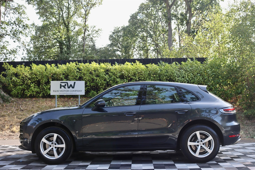 2020 Porsche Macan