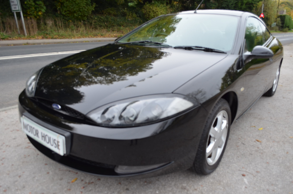 2000 Ford Cougar
