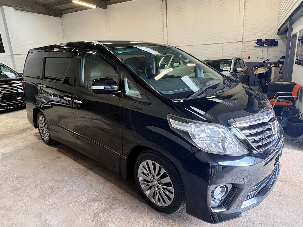 2014 Toyota Alphard