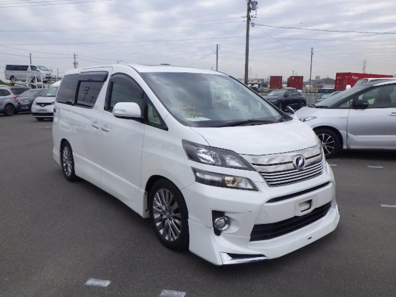 2013 Toyota Vellfire