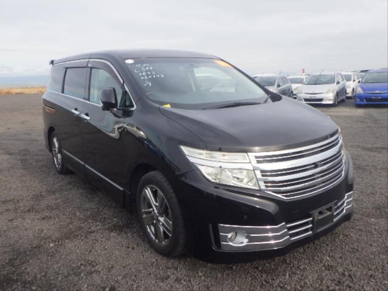 Nissan Elgrand 2019 — где купить, фото, отзывы, характеристики, цена, комплектации