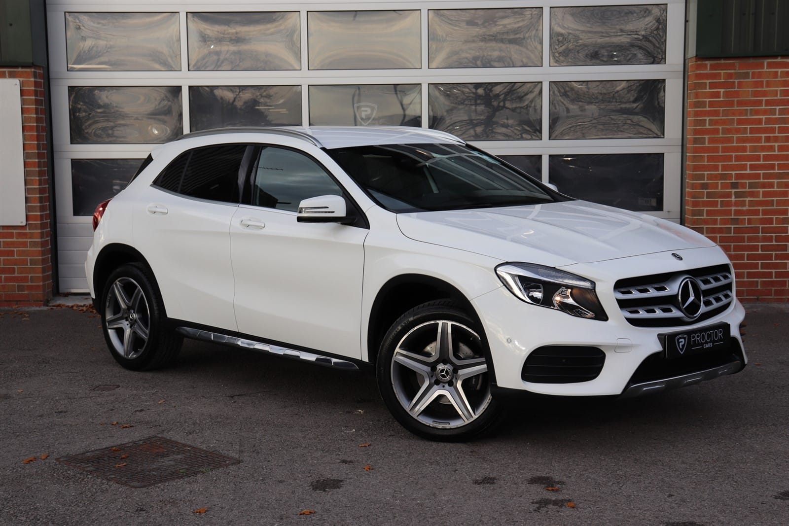 Used Mercedes-Benz GLA220 from Proctor Cars