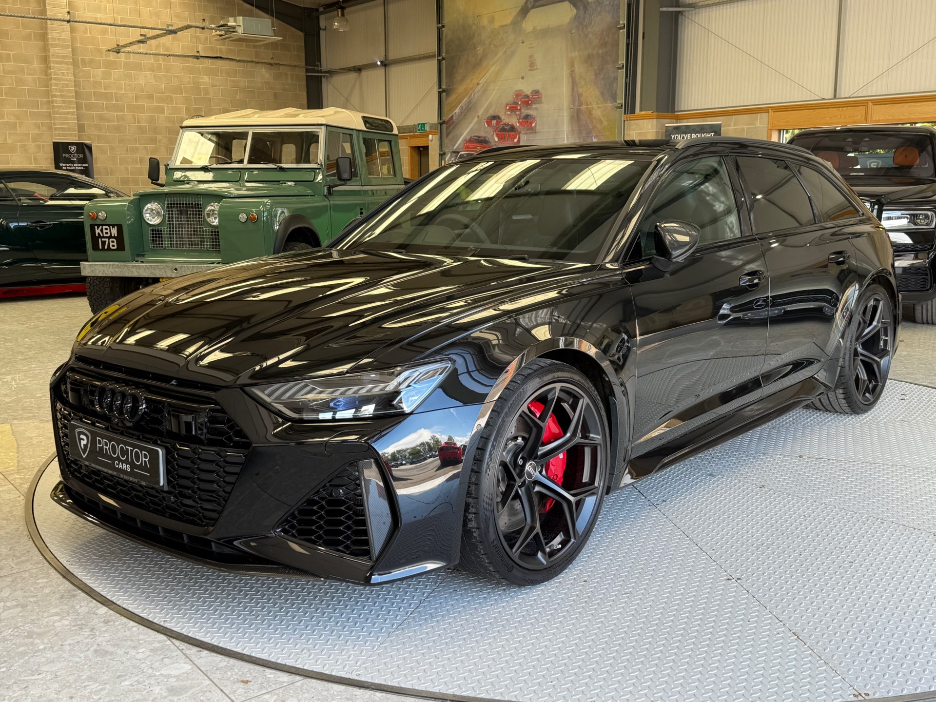 2024 Audi RS6 Avant 4.0 TFSI V...