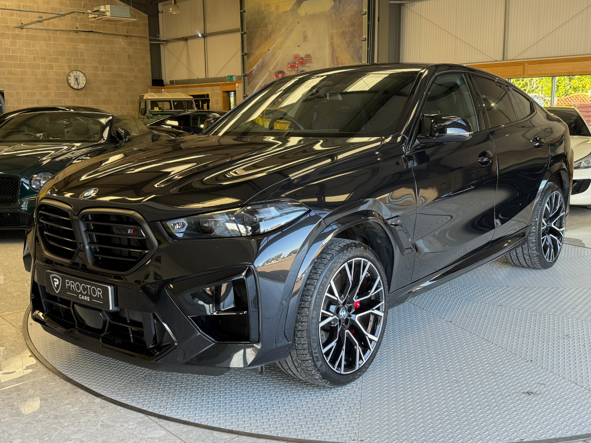 2025 BMW X6 M 4.4i V8 Competitio...