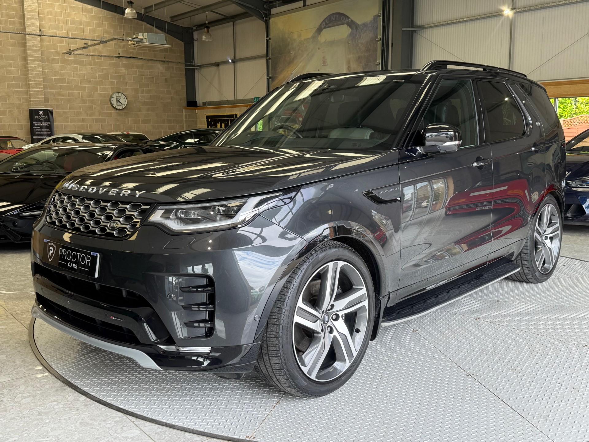 2023 Land Rover Discovery 3.0 D...