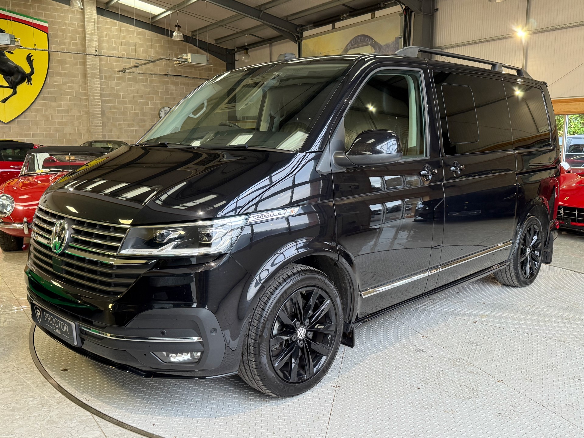 2021 Volkswagen Caravelle 2.0...