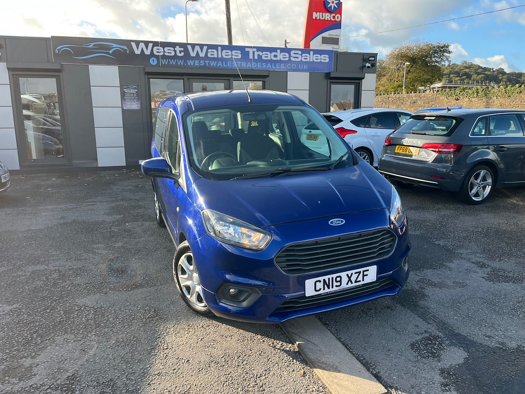2019 Ford Tourneo