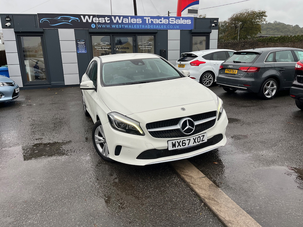 2017 Mercedes-Benz A180d