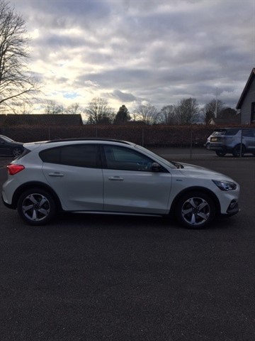 FORD FOCUS ACTIVE 11,995 YEAR 2019 19 REG ODOMETER 29,074 MILES TRANSMISSION AUTOMATIC FUEL... image 2