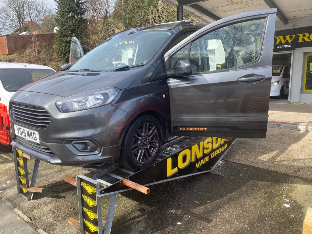 Ford transit courier sport 2024 2019