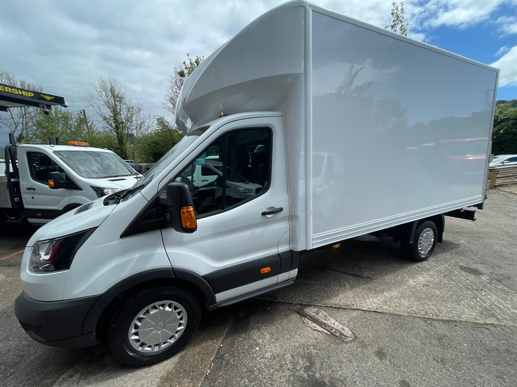 used Ford Transit 350 L5 XLWB LUTON WITH TAIL-LIFT / BRAND NEW BODY in gwent