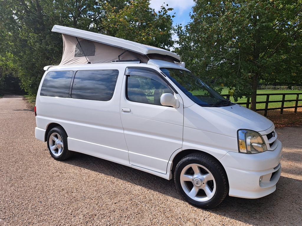 Used Toyota Alphard for sale in Bury St Edmunds, Suffolk GL Cars