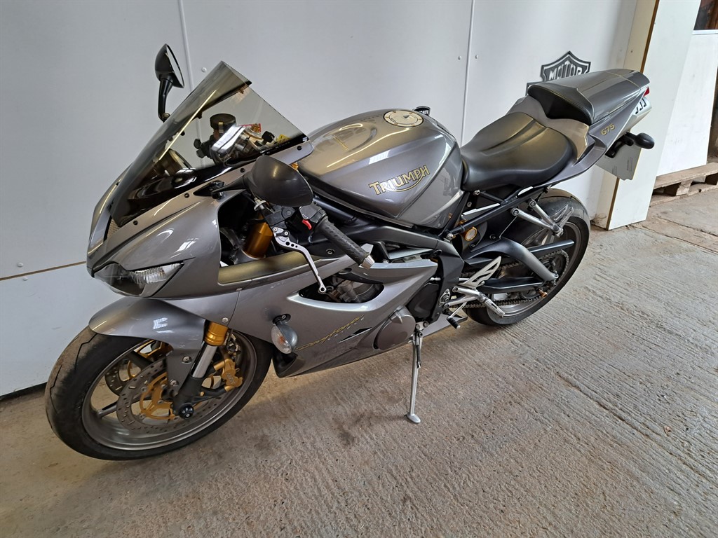 triumph daytona 675r second hand