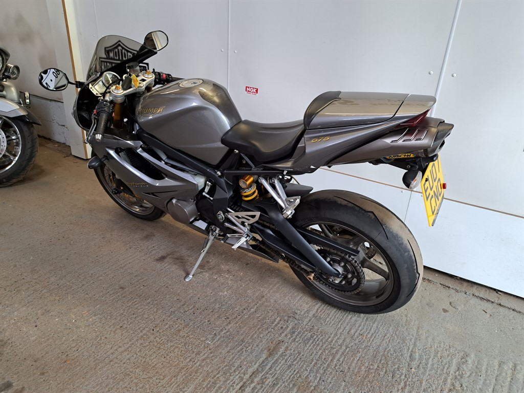 triumph daytona 675r second hand