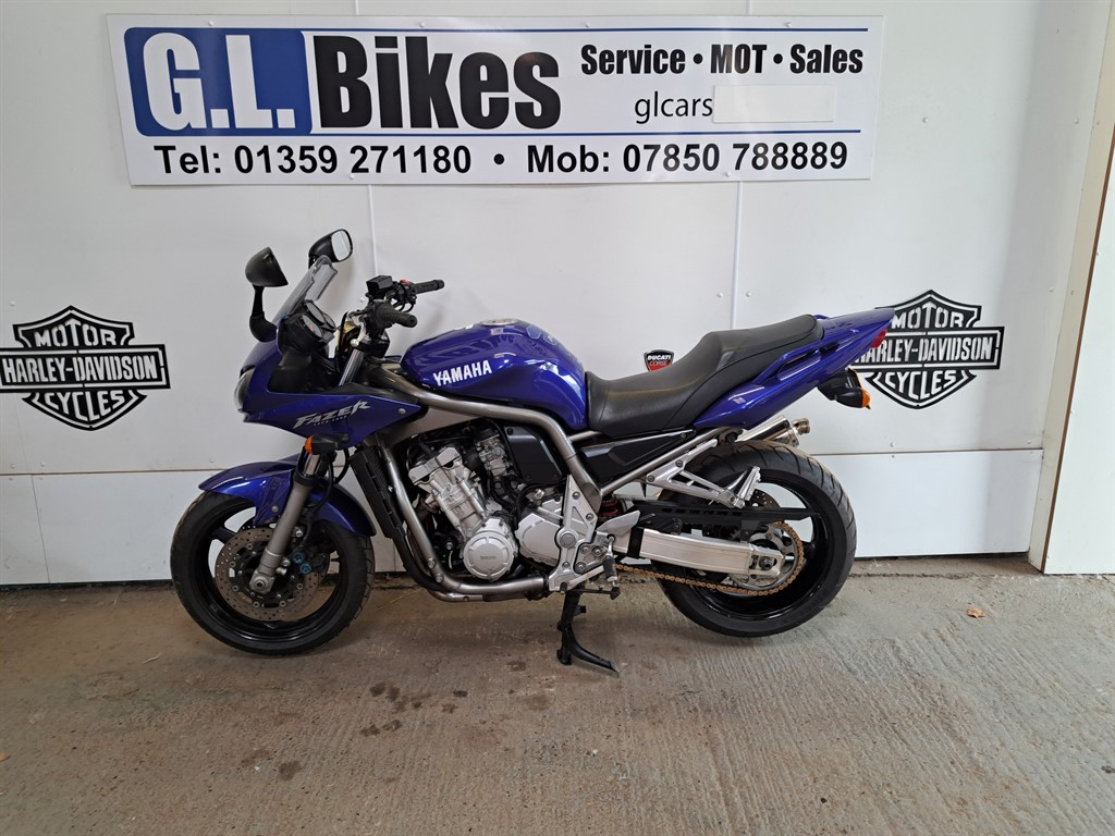 Used Yamaha FZS1000 for sale in Bury St Edmunds, Suffolk | GL Cars