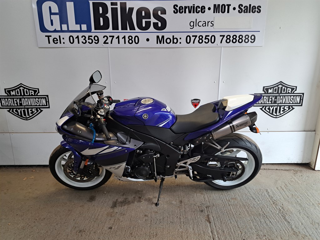 r1 for sale used