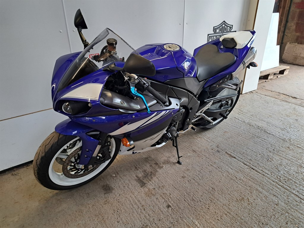 yamaha r1 2010 price