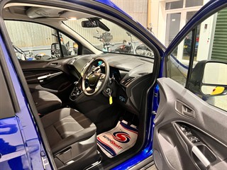 Used Ford Tourneo Connect from GL Cars