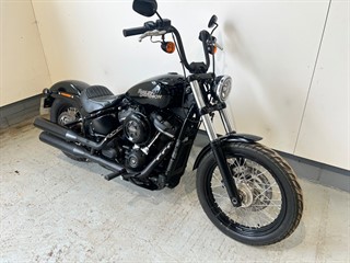 Used Harley-Davidson Streetbob from GL Cars