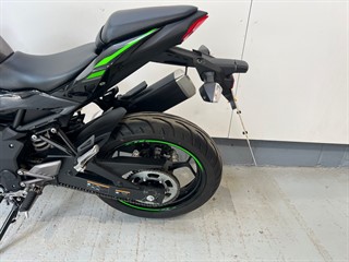 Used Kawasaki Ninja 125 from GL Cars