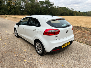 Used Kia Rio from GL Cars