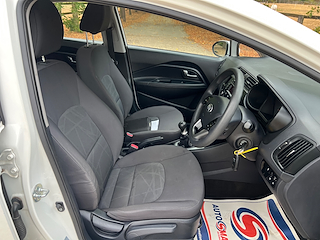Used Kia Rio from GL Cars