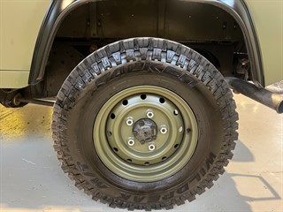 Used Land Rover Defender 90 from GL Cars