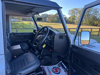 Used Land Rover Defender 90 from GL Cars