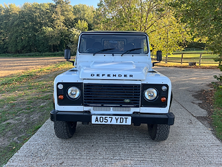 Used Land Rover Defender 90 from GL Cars