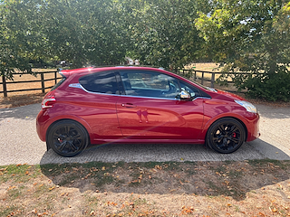 Used Peugeot 208 from GL Cars
