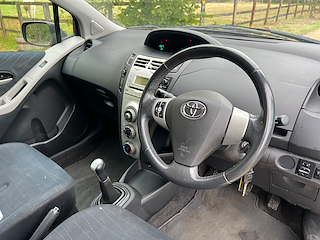 Used Toyota Yaris from GL Cars