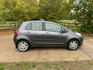 Used Toyota Yaris from GL Cars