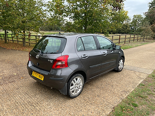 Used Toyota Yaris from GL Cars