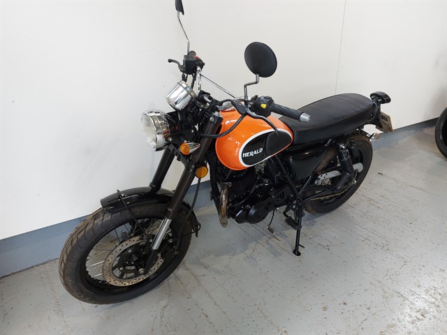 Used Herald Brat 250