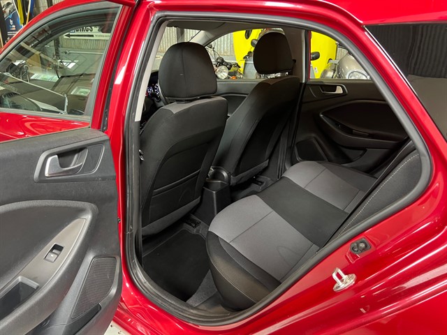 Used Hyundai i20